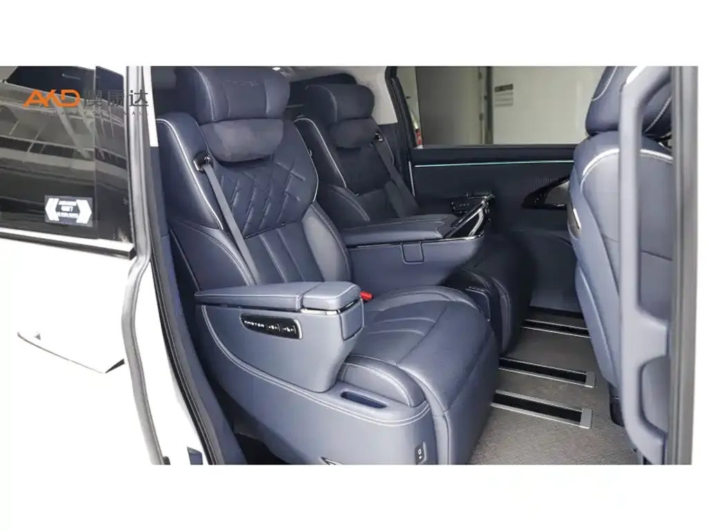 GAC Motor Trumpchi M8 — фото 8