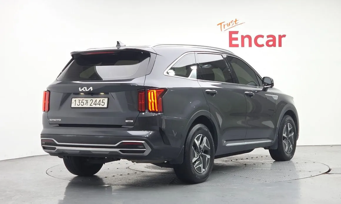Kia Sorento — фото 7