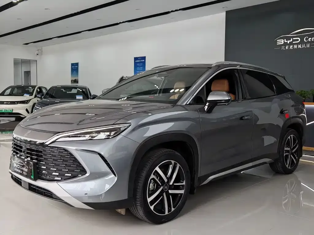 BYD L DM-i — фото 1