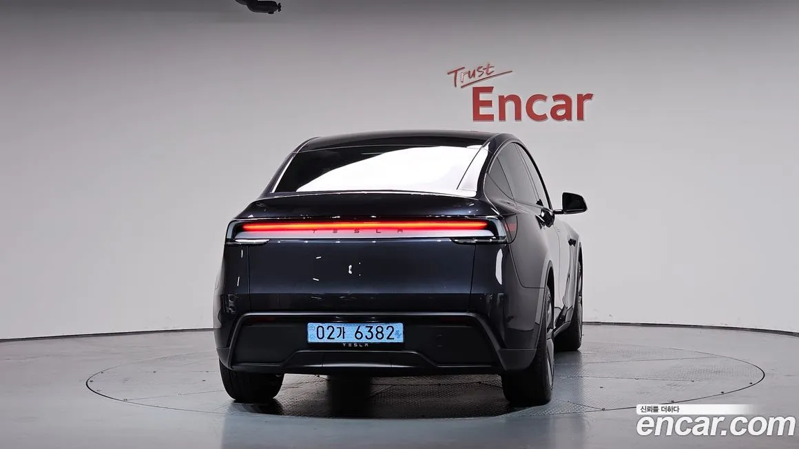Tesla Model Y — фото 4