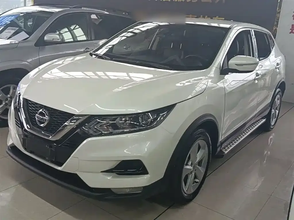 Nissan Qashqai — фото 7