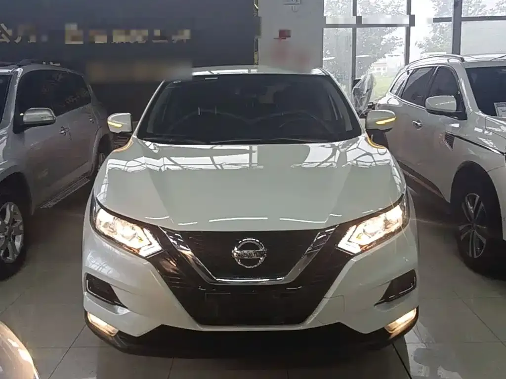 Nissan Qashqai — фото 6