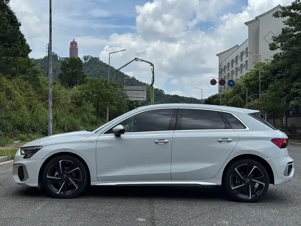 Audi A3 — фото 3