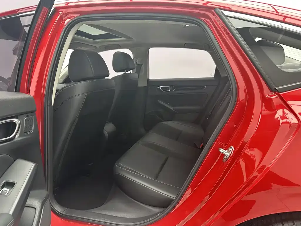 Honda Civic — фото 10