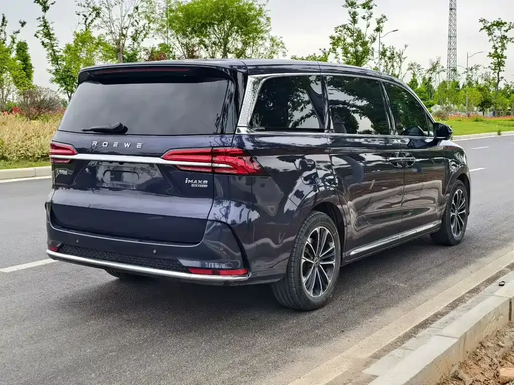 Roewe iMAX8 — фото 7