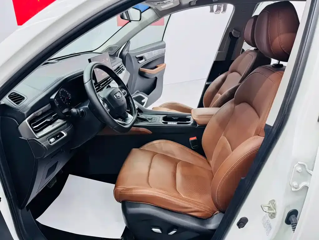Geely Vision X6 — фото 6