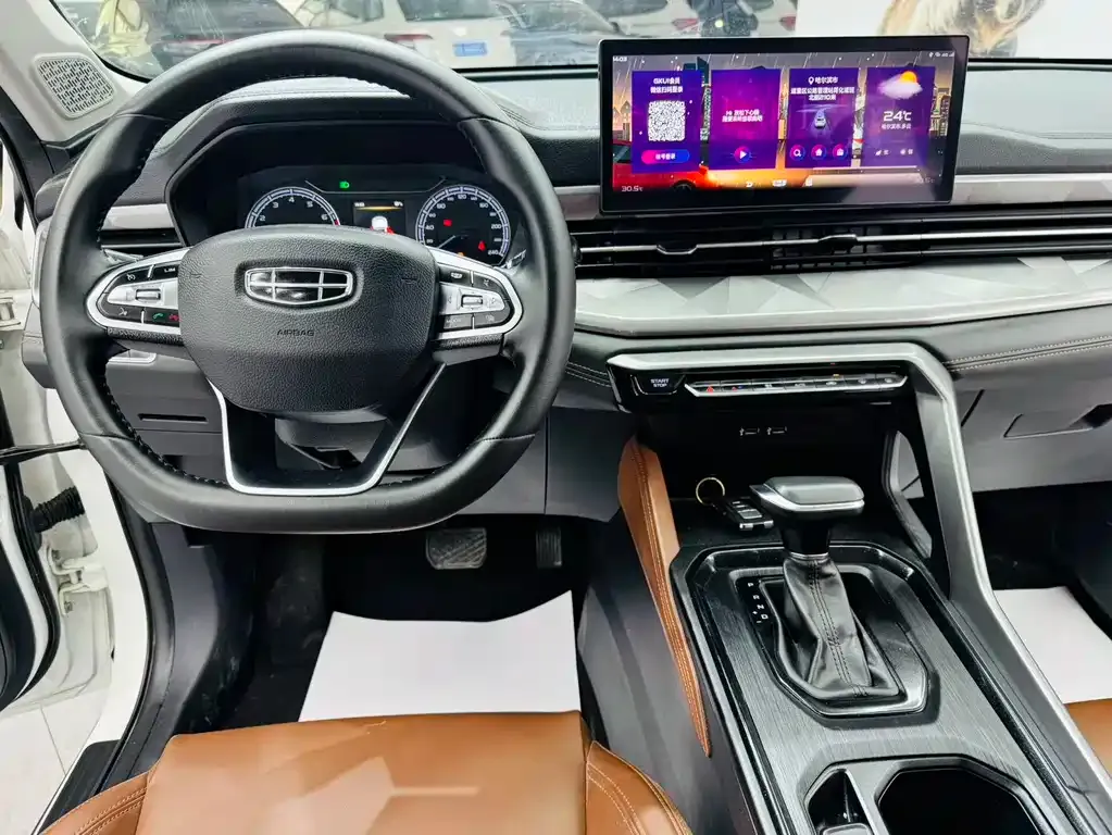 Geely Vision X6 — фото 10