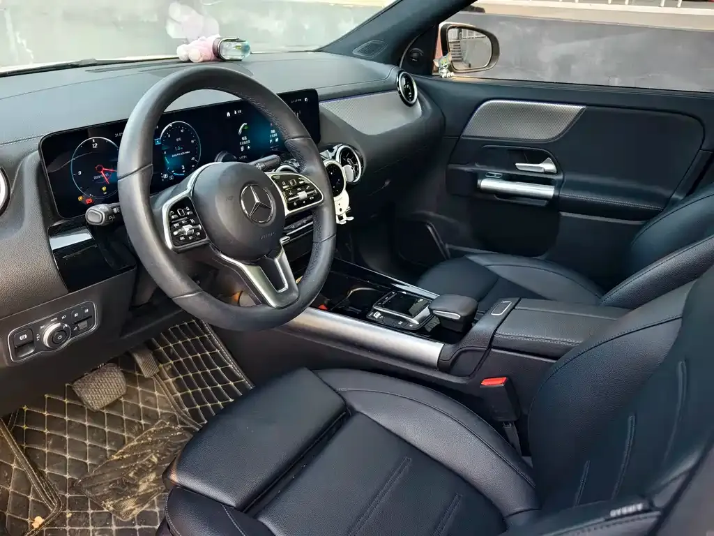 Mercedes-Benz GLA — фото 4