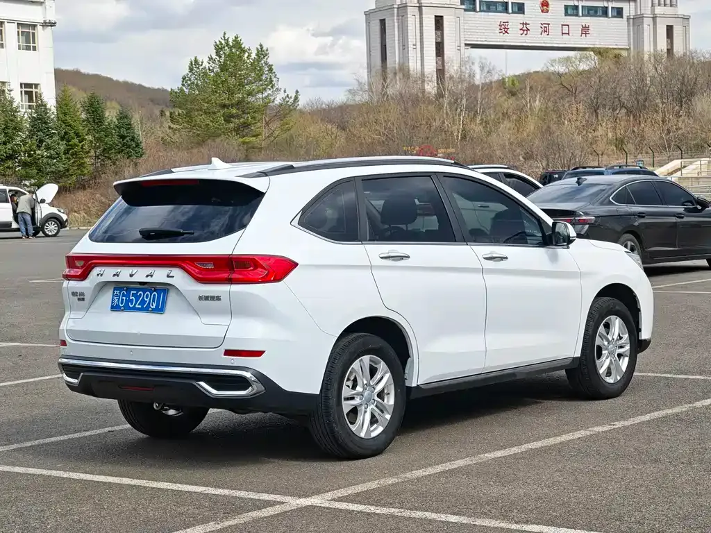 Haval M6 — фото 3