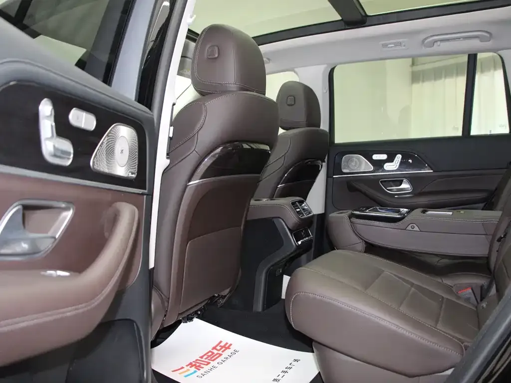 Mercedes-Benz GLS — фото 10