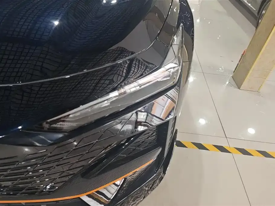 Changan UNI-V — фото 7