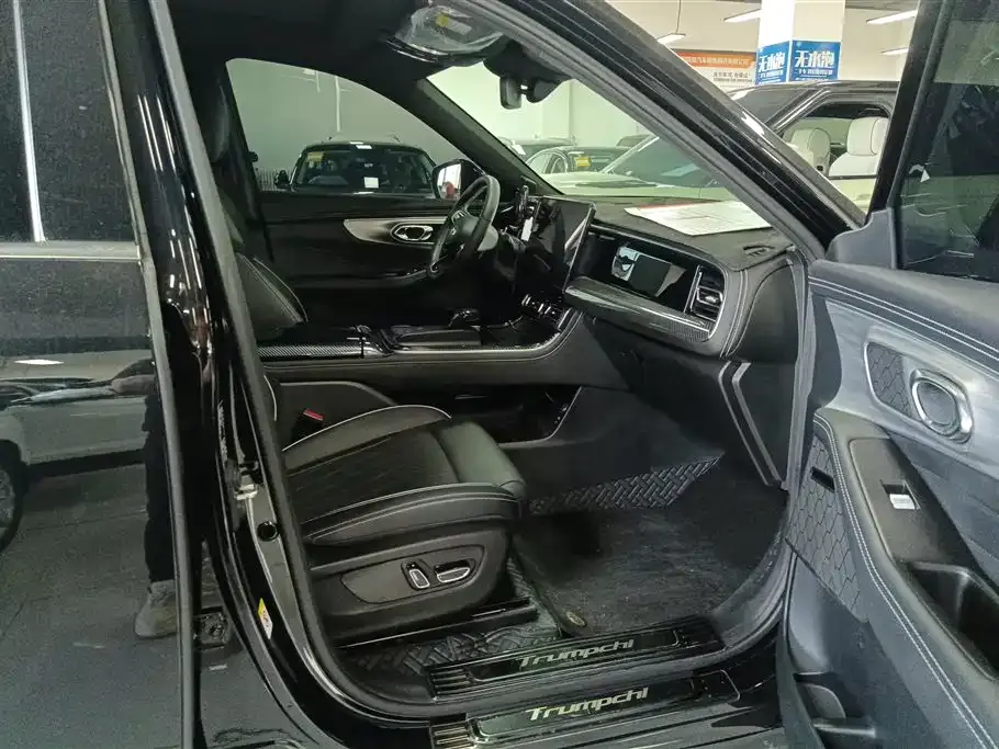 GAC Motor Trumpchi GS8 — фото 8
