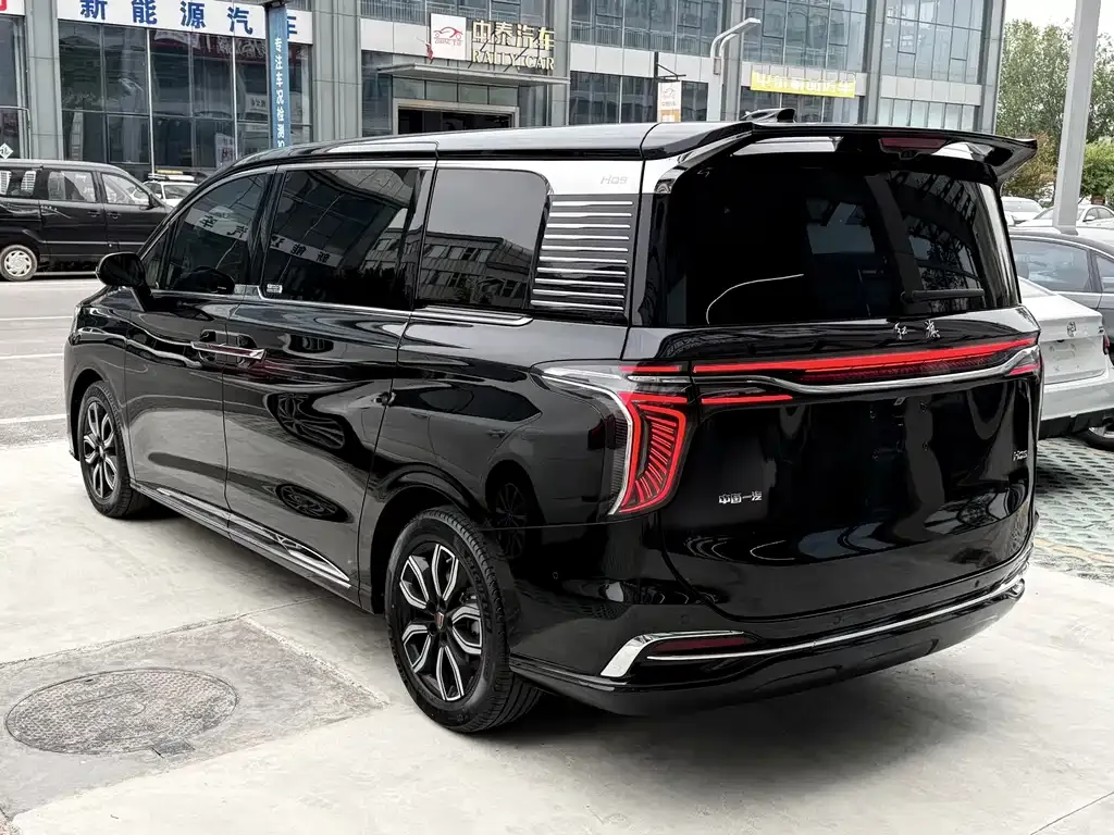Hongqi HQ9 — фото 10