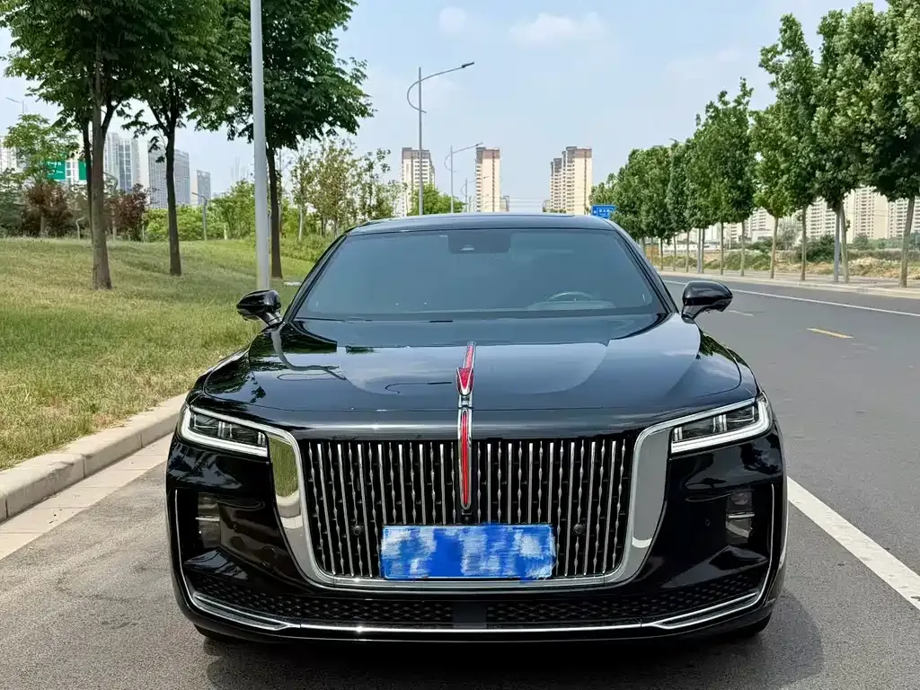 Hongqi H9 — фото 1