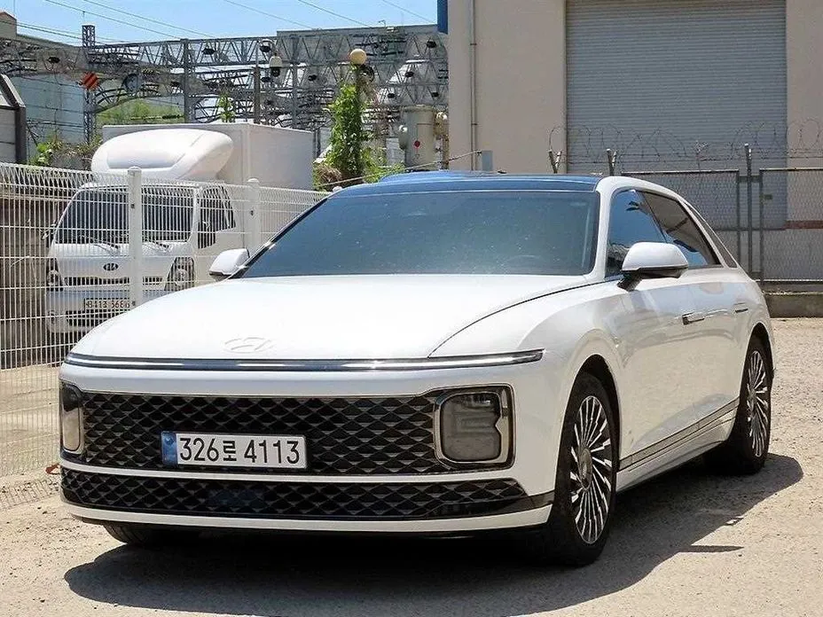Hyundai Grandeur — фото 1