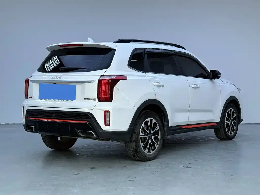 Kia Sportage — фото 9