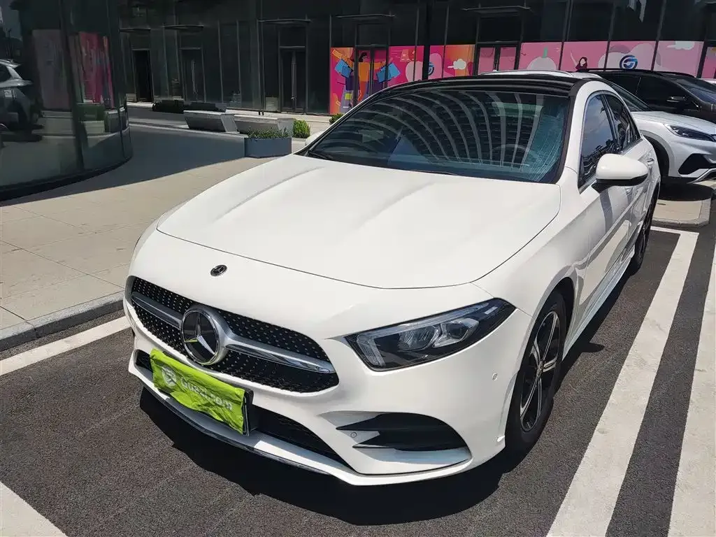 Mercedes-Benz A-Class — фото 1