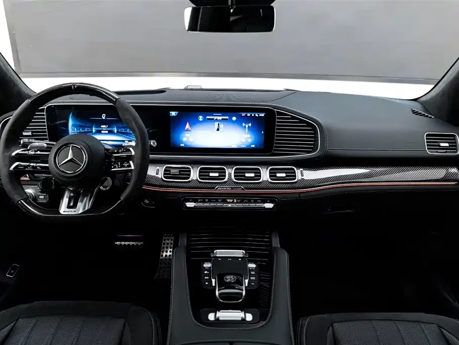 Mercedes-Benz GLS AMG — фото 7