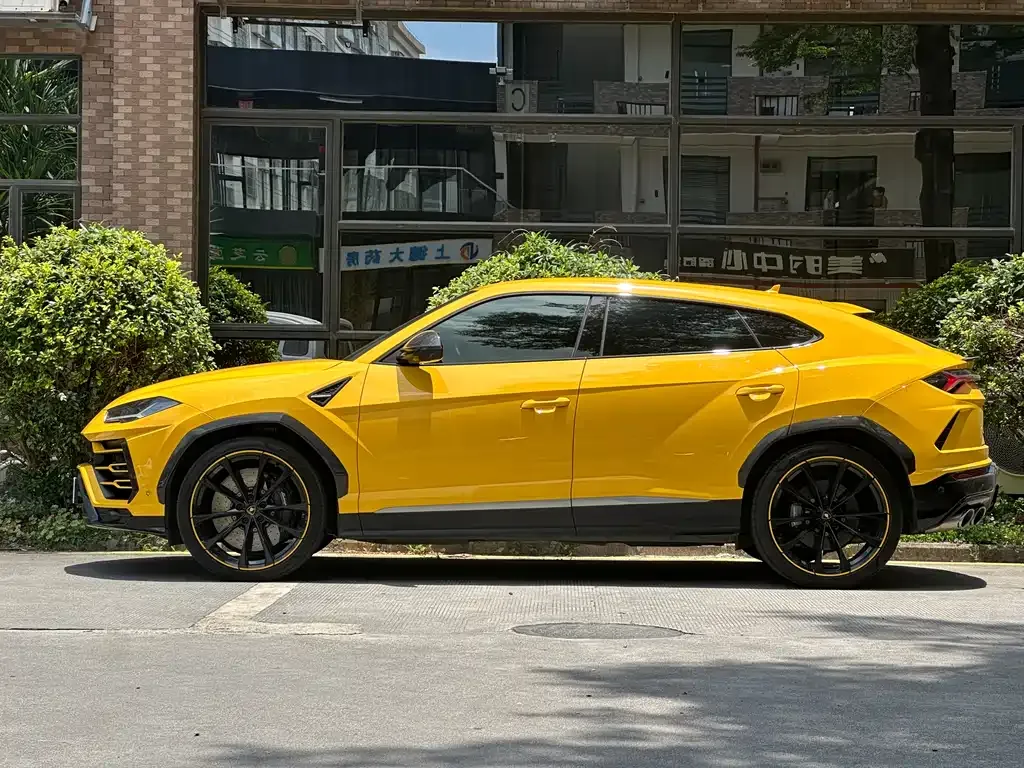 Lamborghini Urus — фото 4