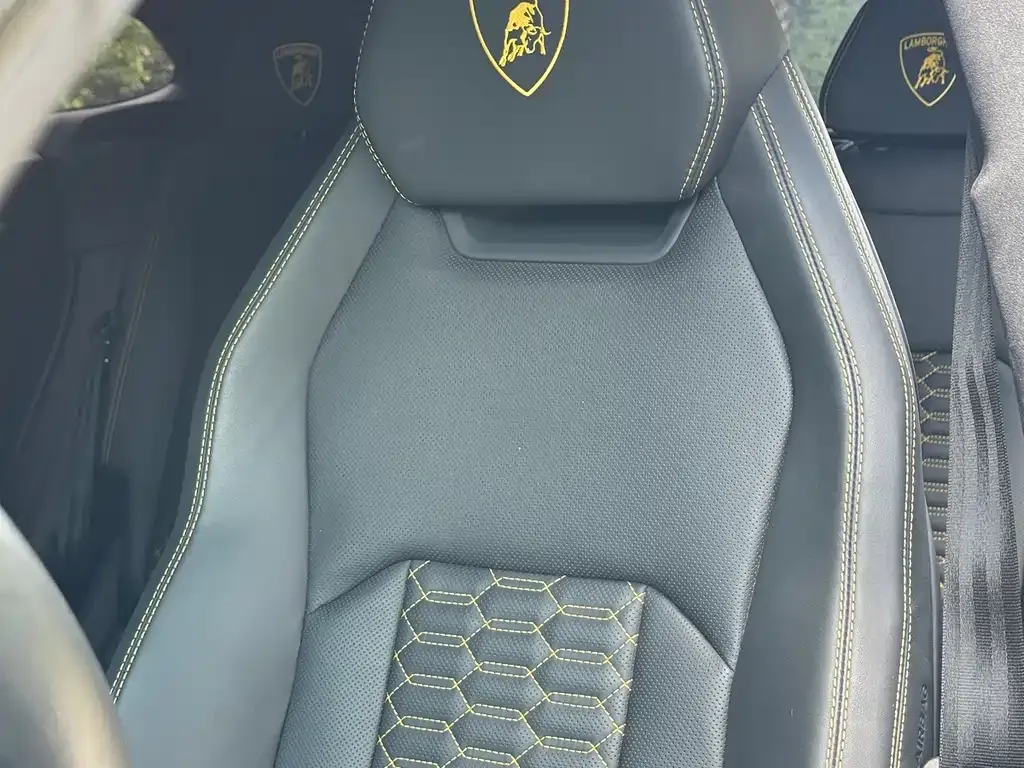 Lamborghini Urus — фото 2
