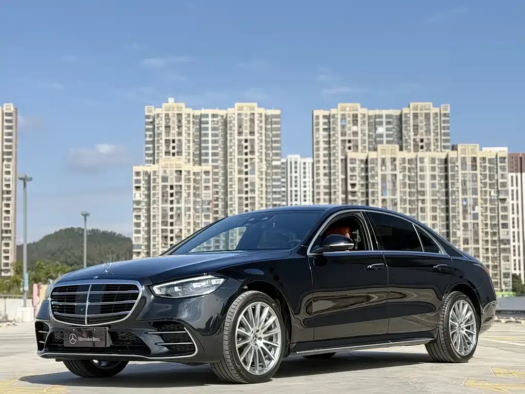 Mercedes-Benz S-Class — фото 1