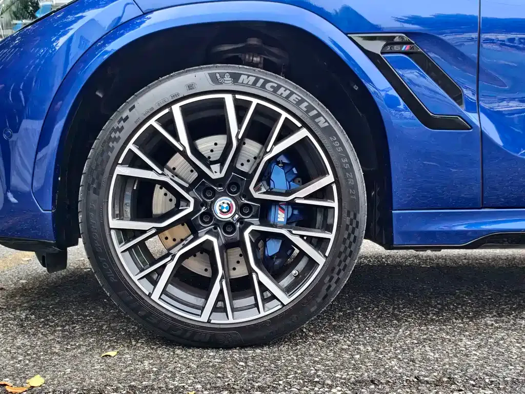 BMW X6 M — фото 8