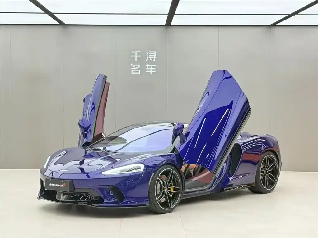McLaren GT — фото 1