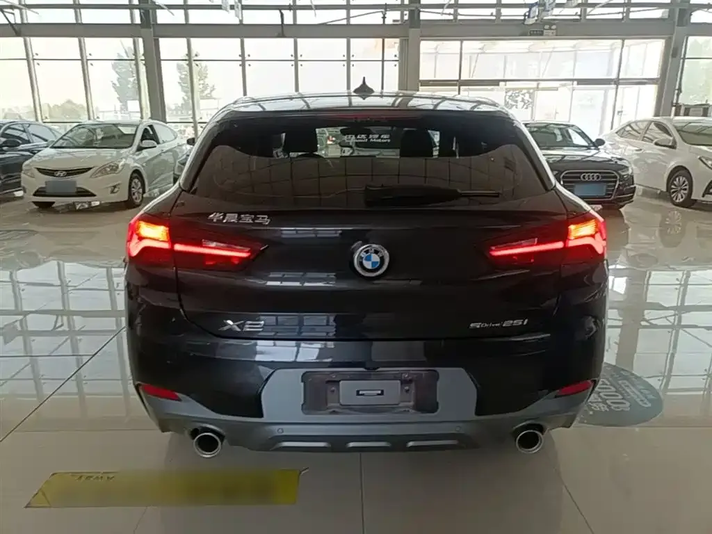 BMW X2 — фото 9