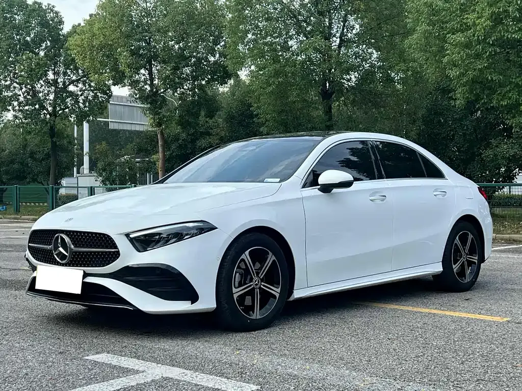 Mercedes-Benz A-Class — фото 1