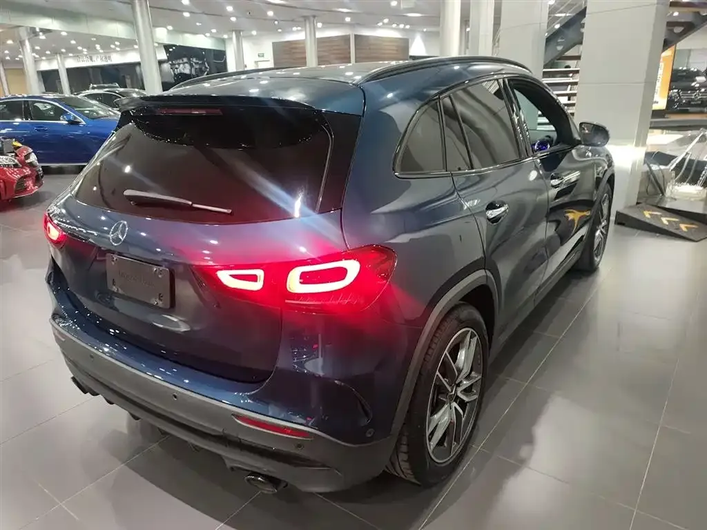 Mercedes-Benz GLA AMG — фото 10