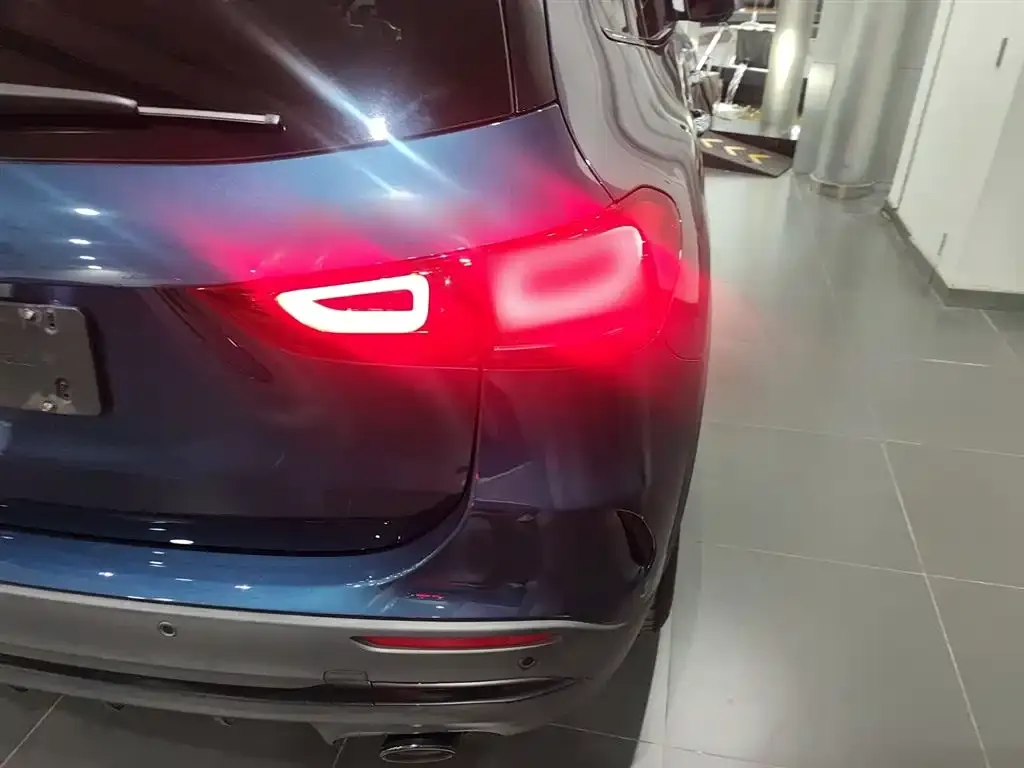 Mercedes-Benz GLA AMG — фото 5