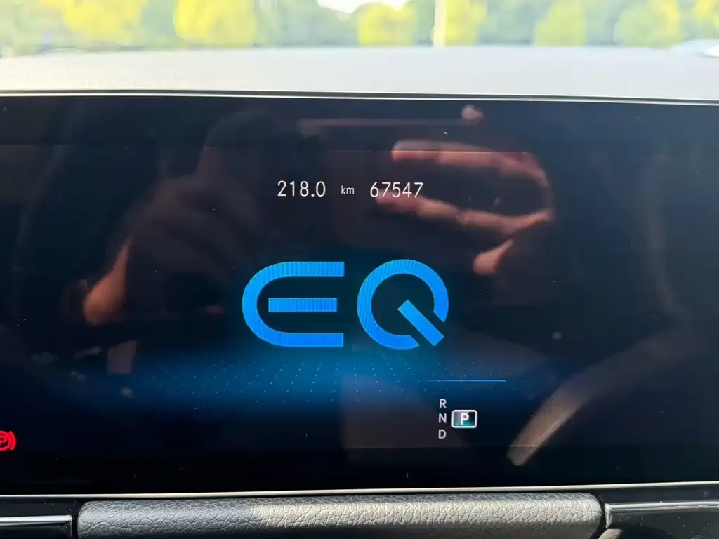 Mercedes-Benz EQA — фото 2