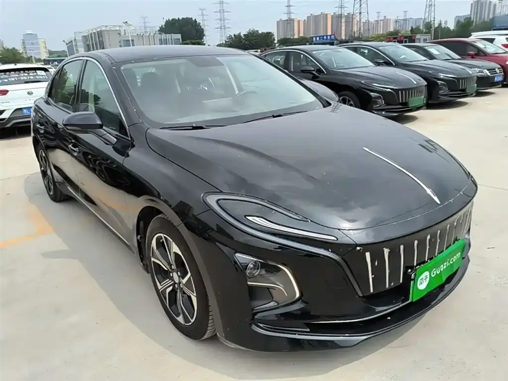 Hongqi E-QM5 — фото 4