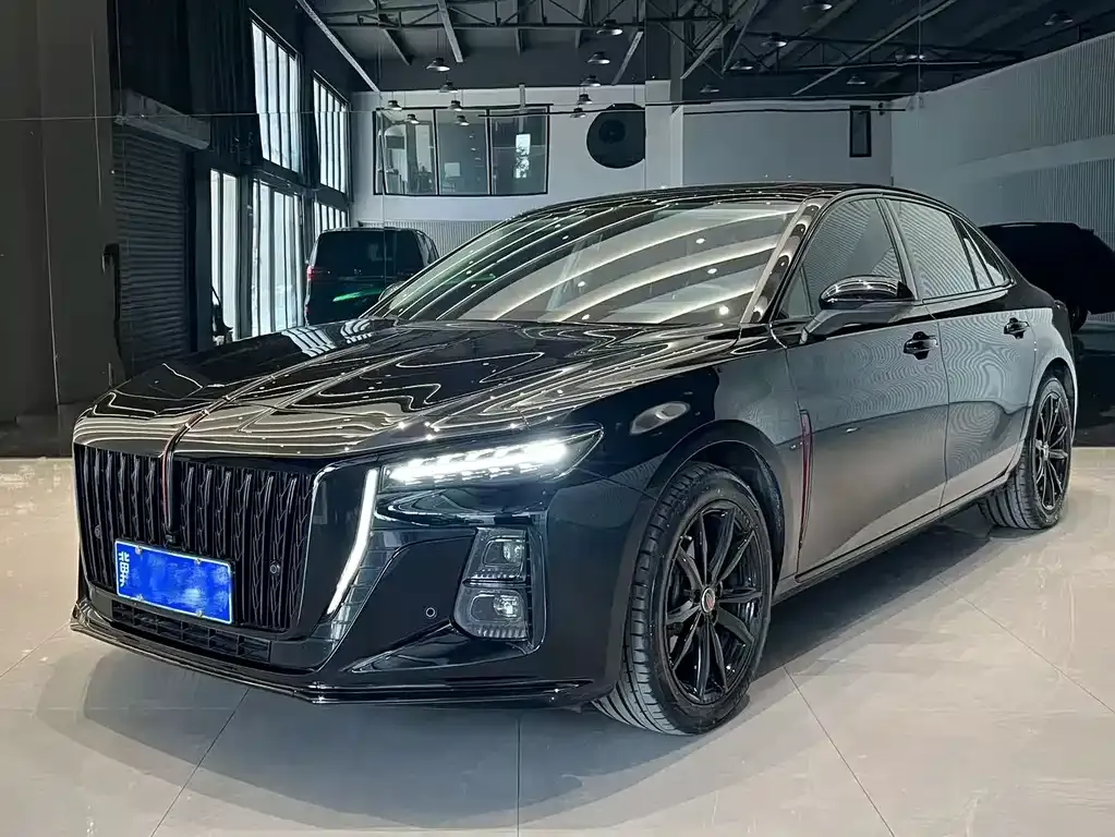 Hongqi H5 — фото 1