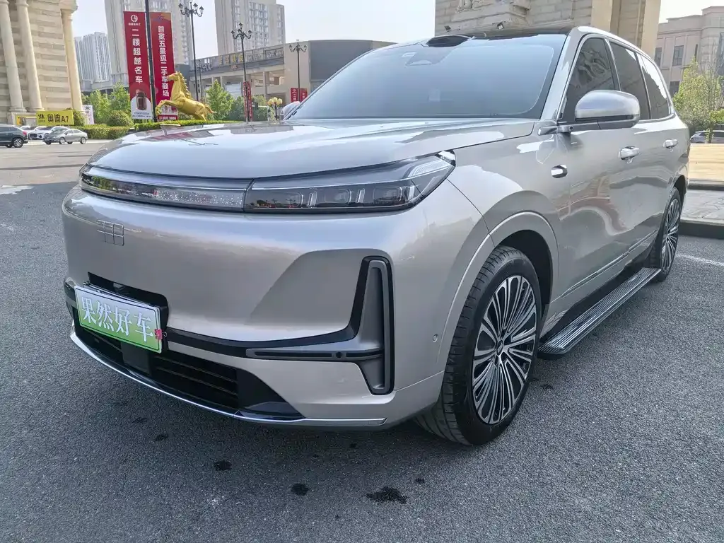 Geely Galaxy M9 — фото 1
