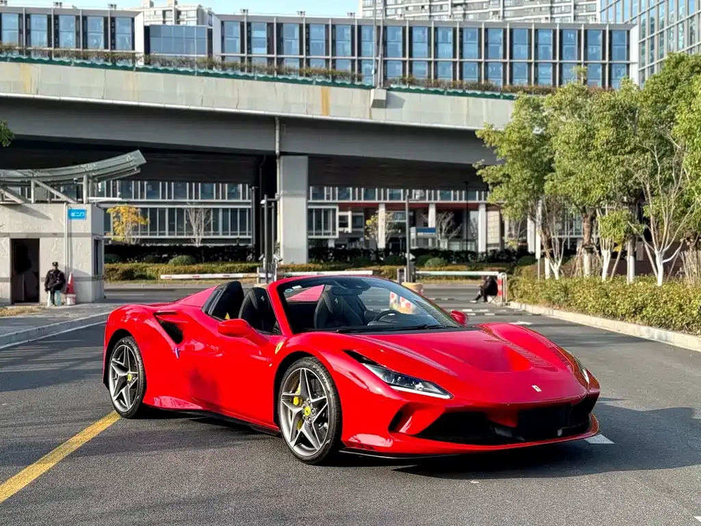 Ferrari F8 — фото 8