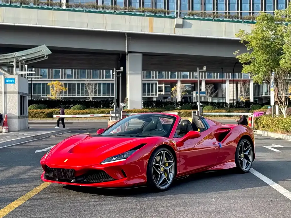 Ferrari F8 — фото 5