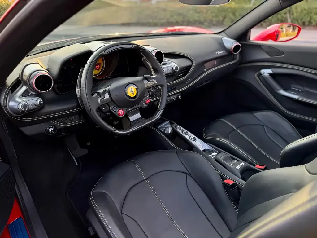 Ferrari F8 — фото 4