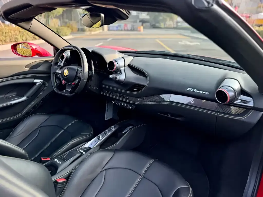 Ferrari F8 — фото 3