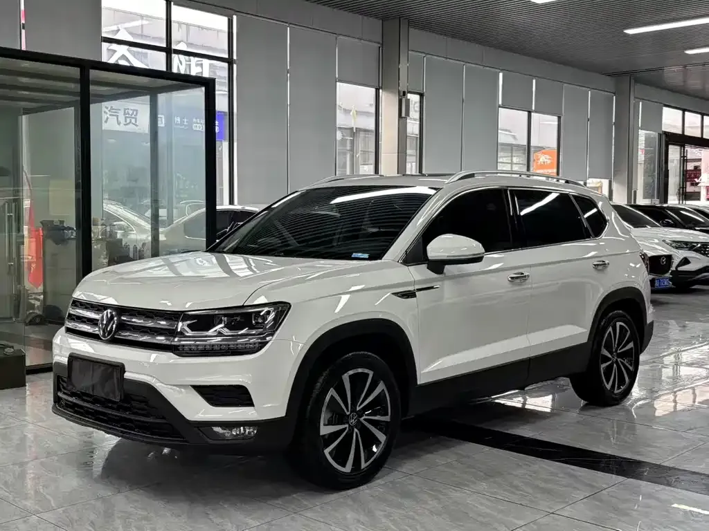 Volkswagen Tharu — фото 1