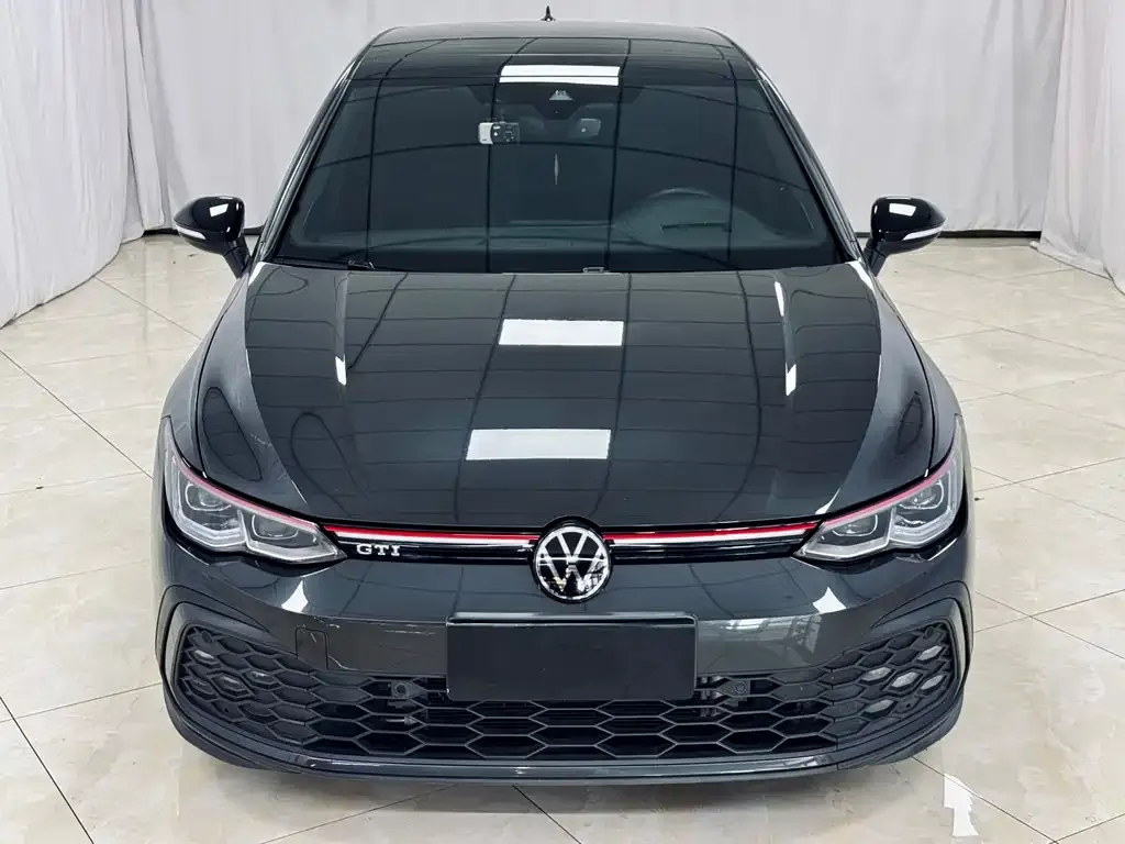 Volkswagen Golf GTI — фото 4