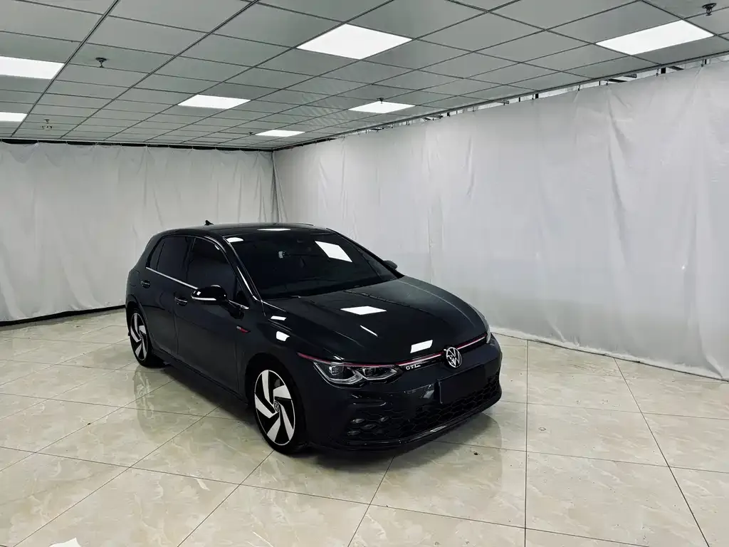 Volkswagen Golf GTI — фото 2