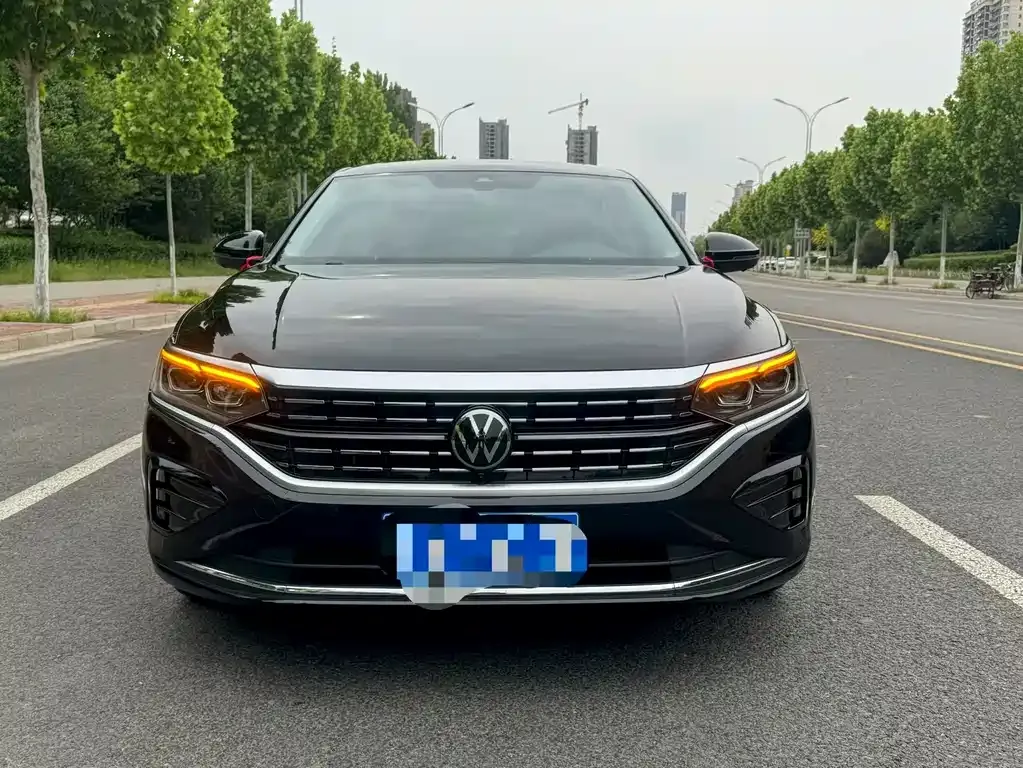 Volkswagen Passat — фото 4