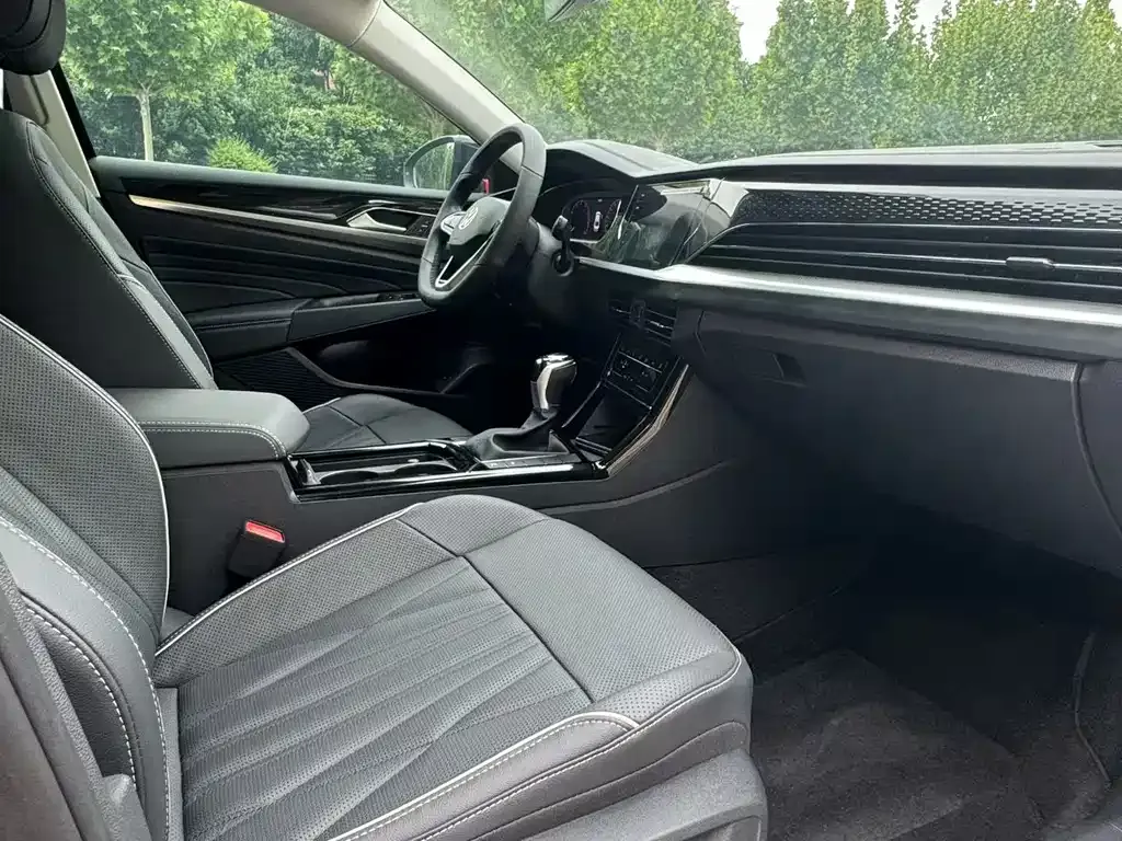 Volkswagen Passat — фото 6
