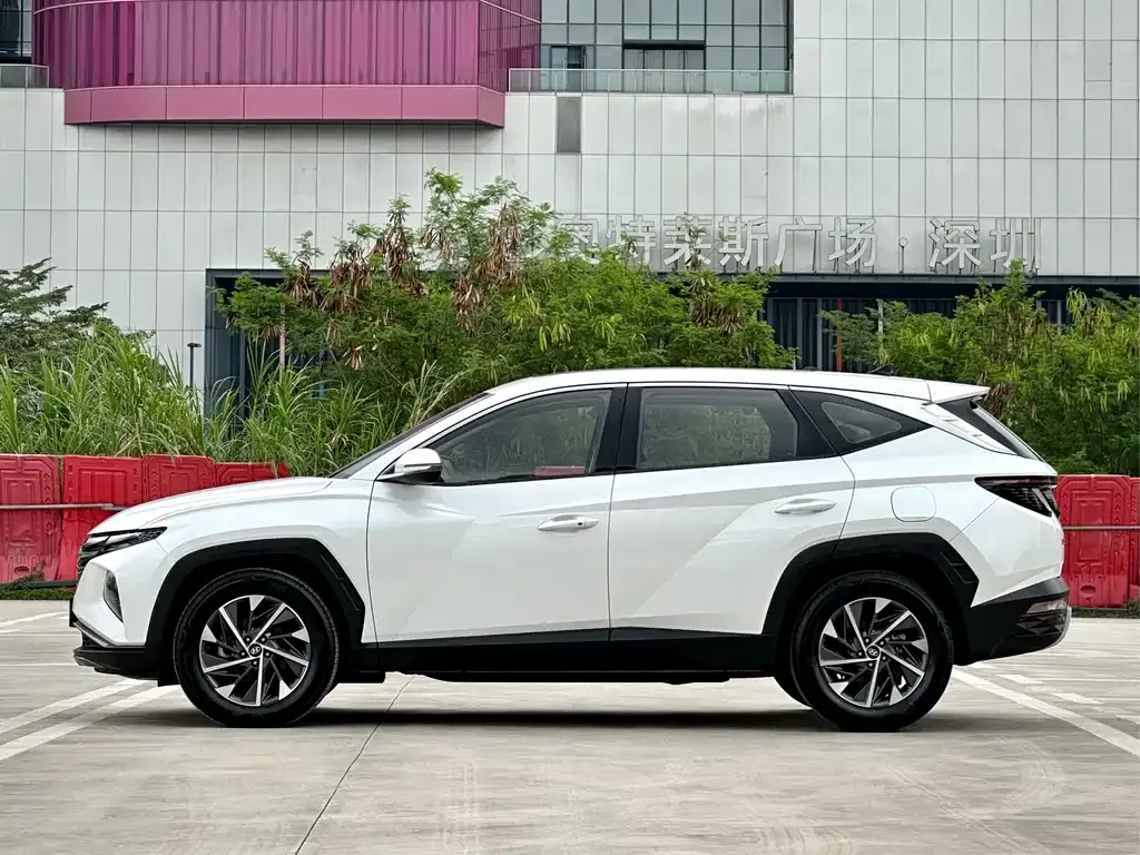 Hyundai Tucson — фото 9