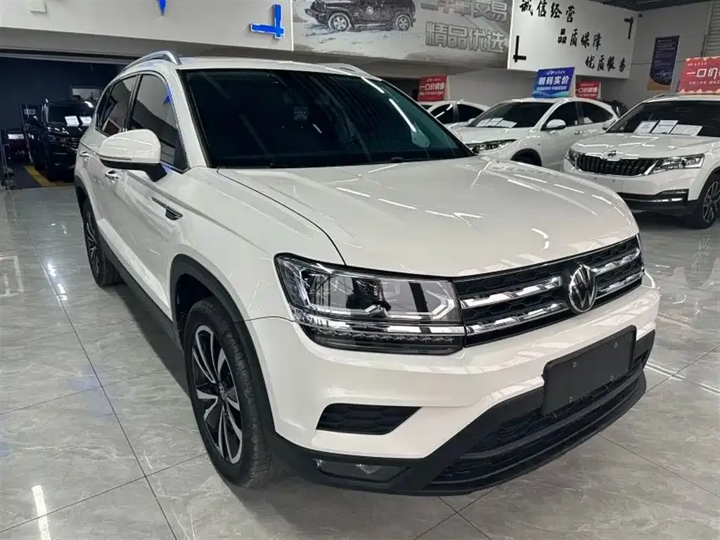Volkswagen Tharu — фото 4