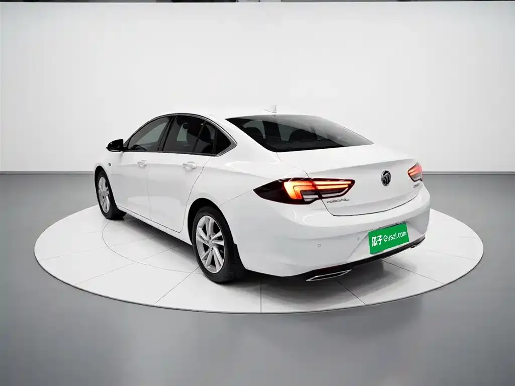 Buick Regal — фото 2