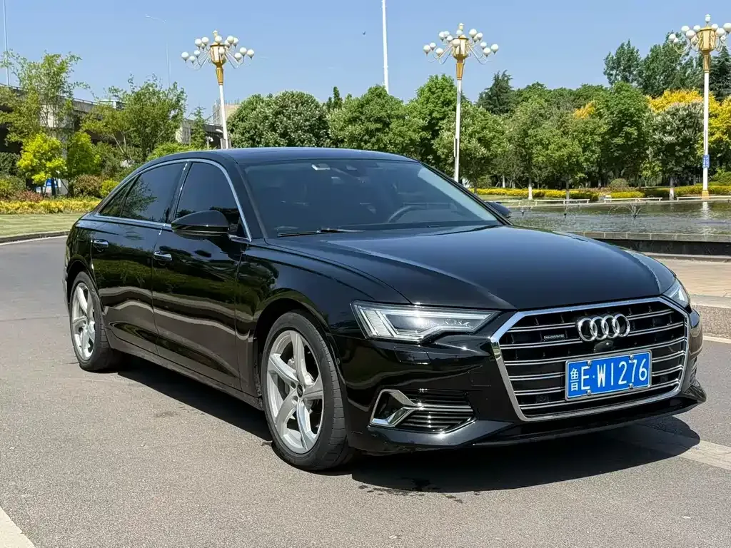 Audi A6L — фото 9