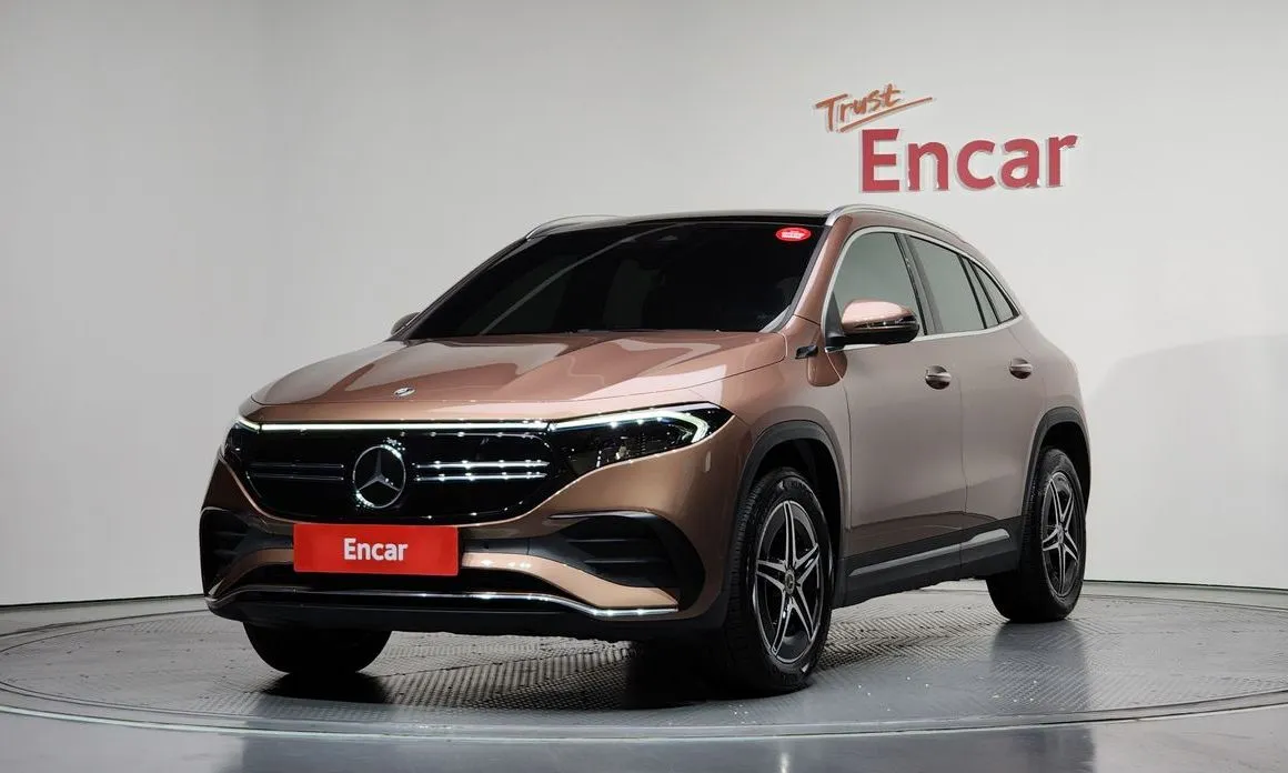Mercedes-Benz EQA — фото 1