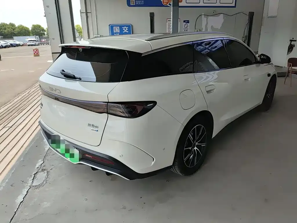 BYD Seal 06 DM-i Touring Edition — фото 6